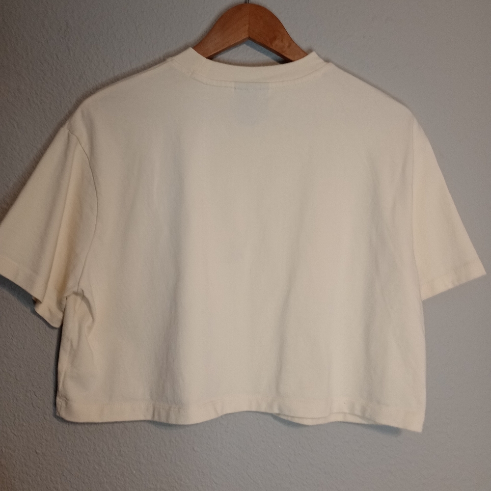 Nike Embroidered Logo Pale Yellow Cropped Cotton Tee - Picture 3 of 9
